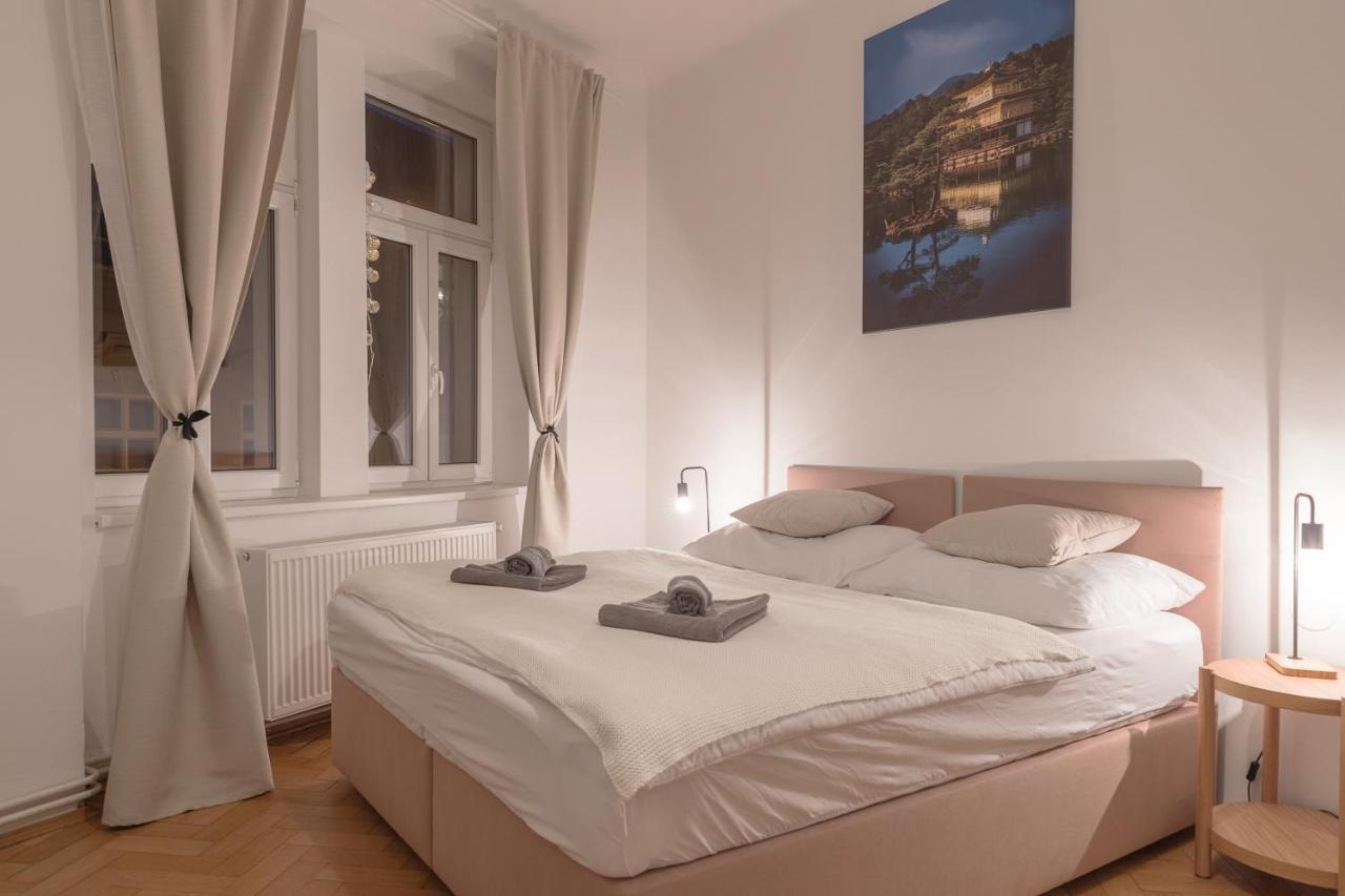 Skolska Junior Apartment Prague Luaran gambar