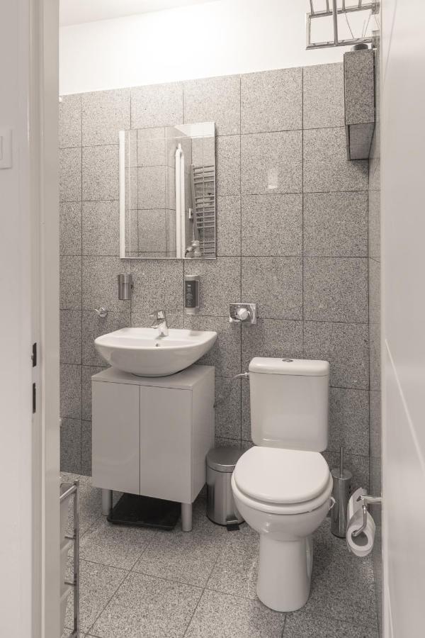 Skolska Junior Apartment Prague Luaran gambar